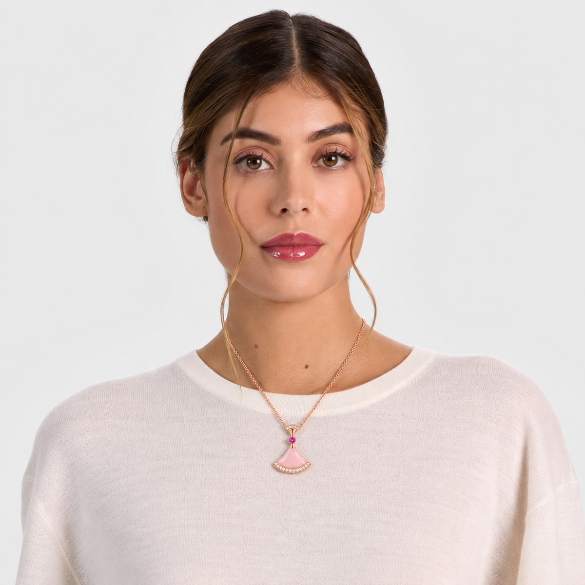 Fan 18K Gold Plated Pendant Necklace