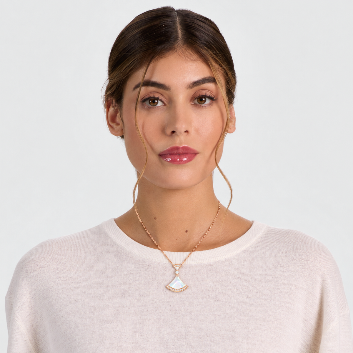 Fan 18K Gold Plated Pendant Necklace