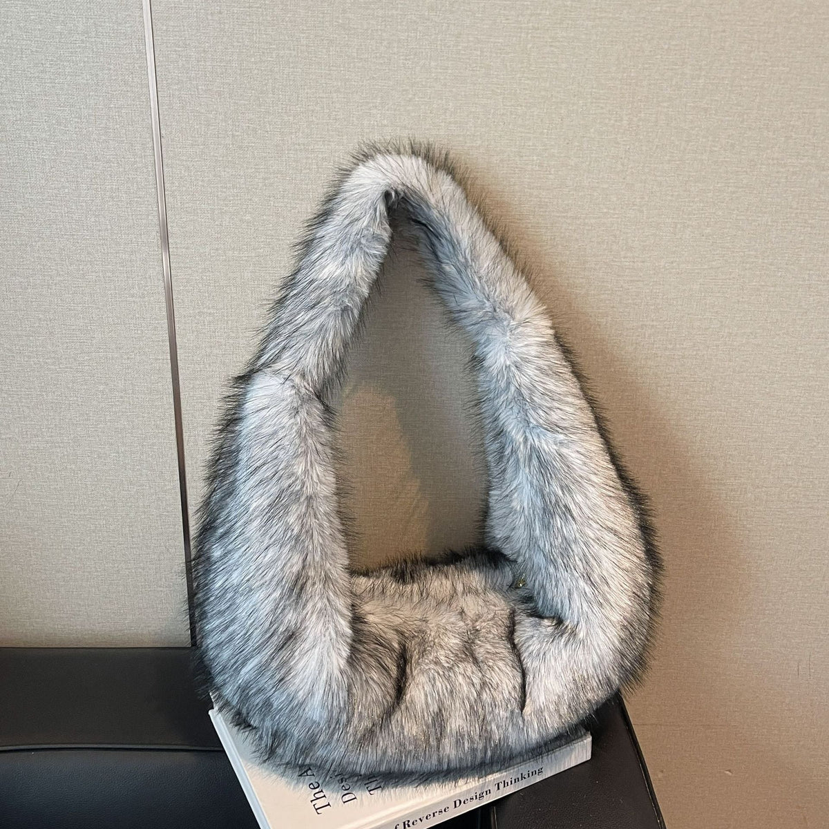 Premium Versatile Plush Shoulder Bag, Fluffy Armpit Bag, Casual Handbag