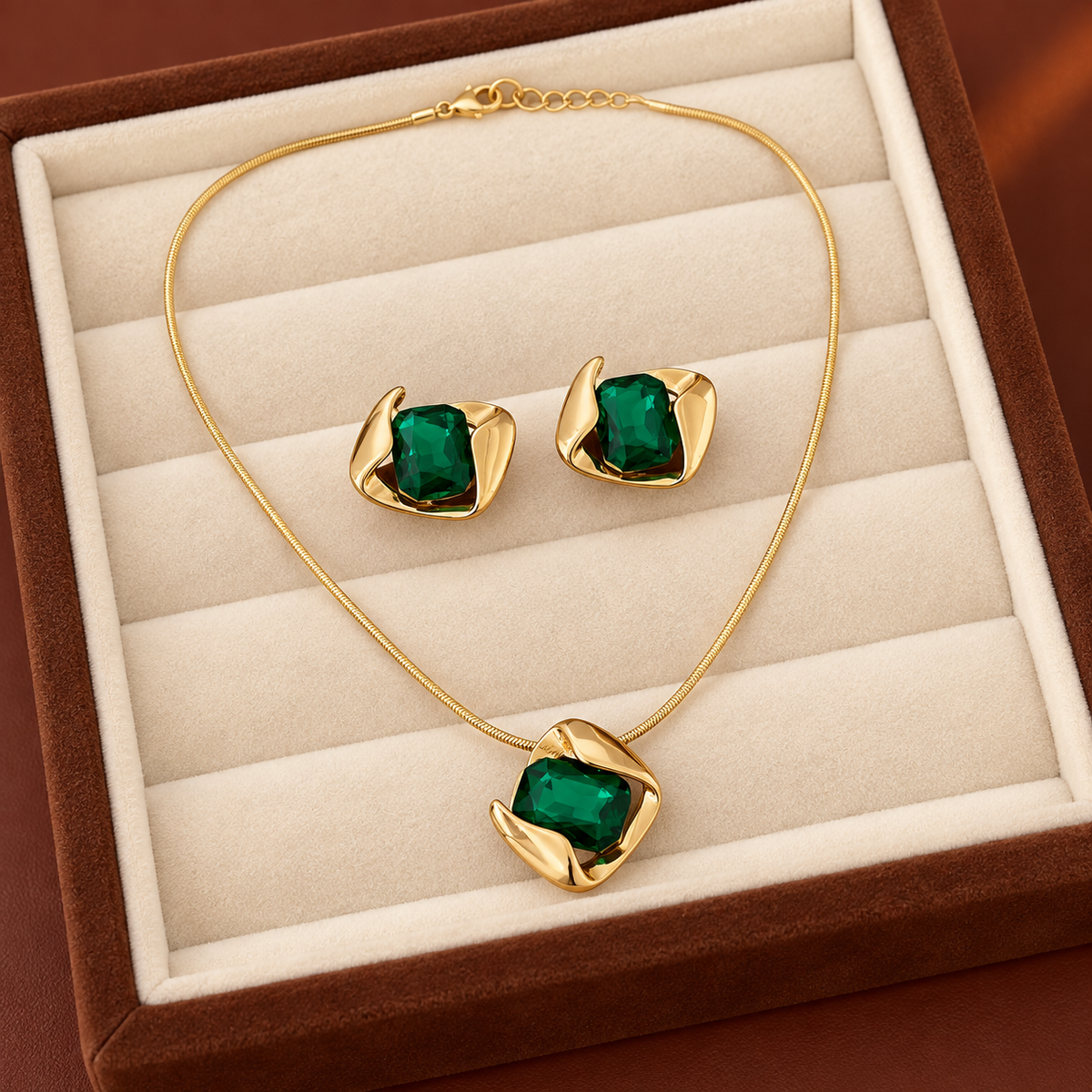 Emerald Sculptural Necklace
